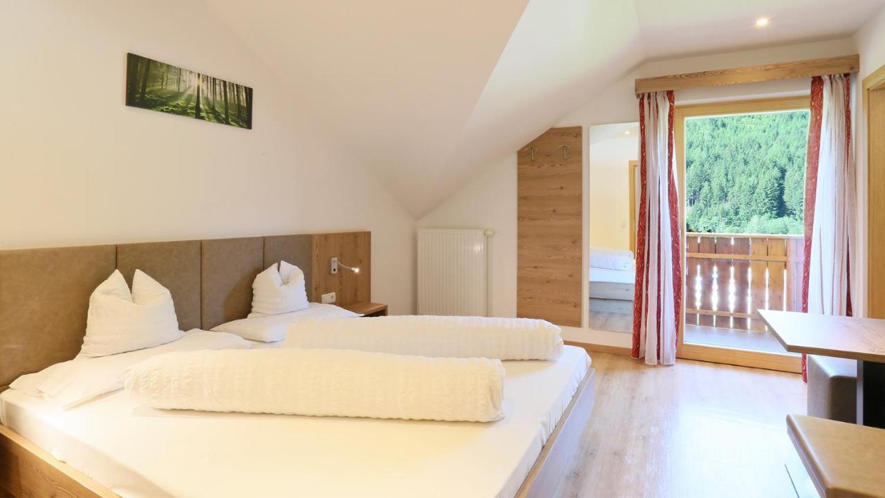 Pension Alpenhof B&B Colle Isarco Exterior photo