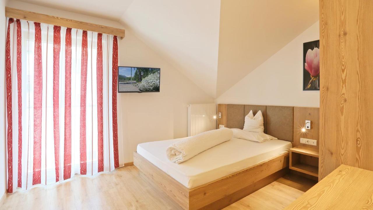 Pension Alpenhof B&B Colle Isarco Exterior photo